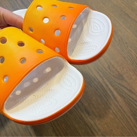 CROCS X Free & Easy Slides Jibbitz Not Included Male 7 Women 9